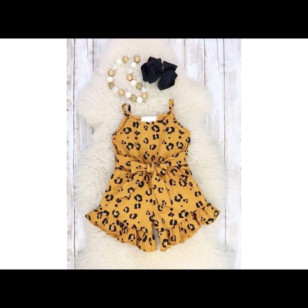 Leopard tie front ruffle romper